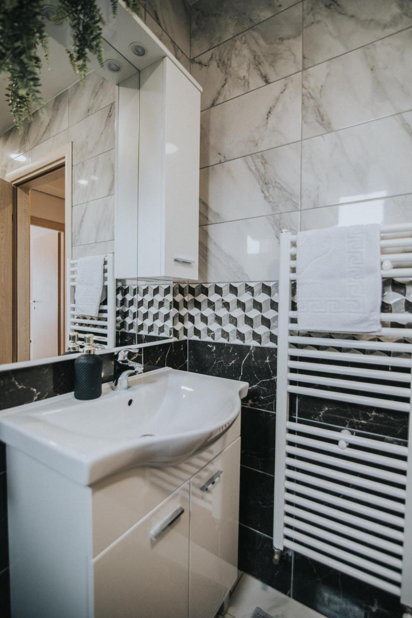 Prestige Apartment *